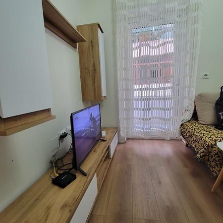 Apartament Ajla Komuna Apartament Tirana Zewnętrze zdjęcie