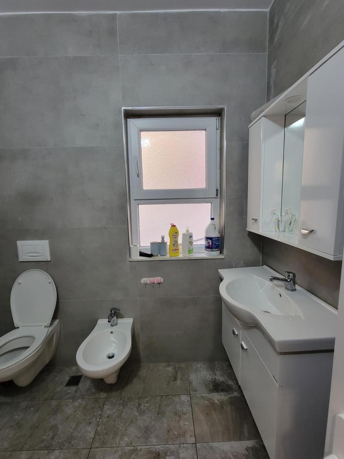 Apartament Ajla Komuna Apartament Tirana Zewnętrze zdjęcie