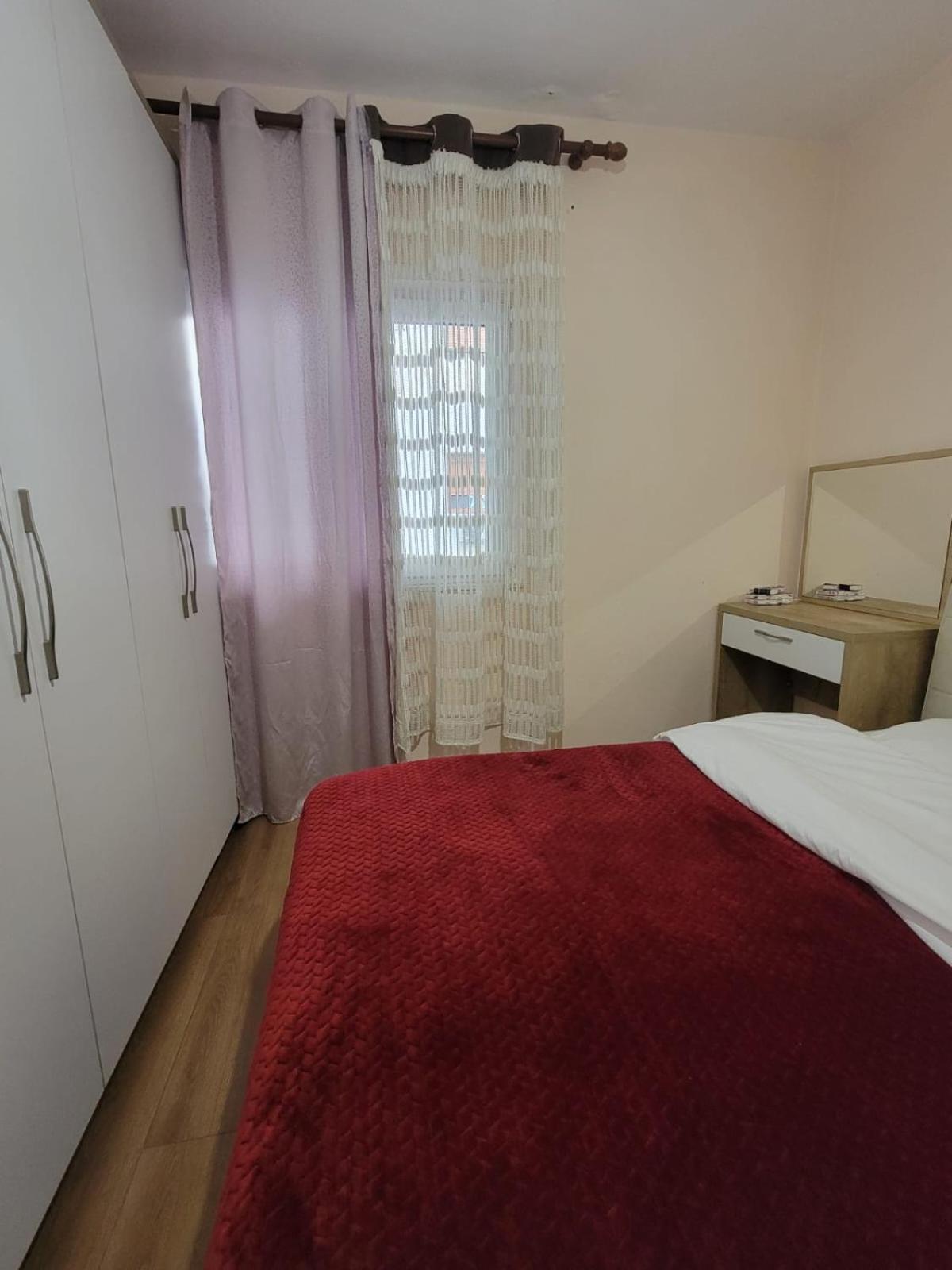 Apartament Ajla Komuna Apartament Tirana Zewnętrze zdjęcie