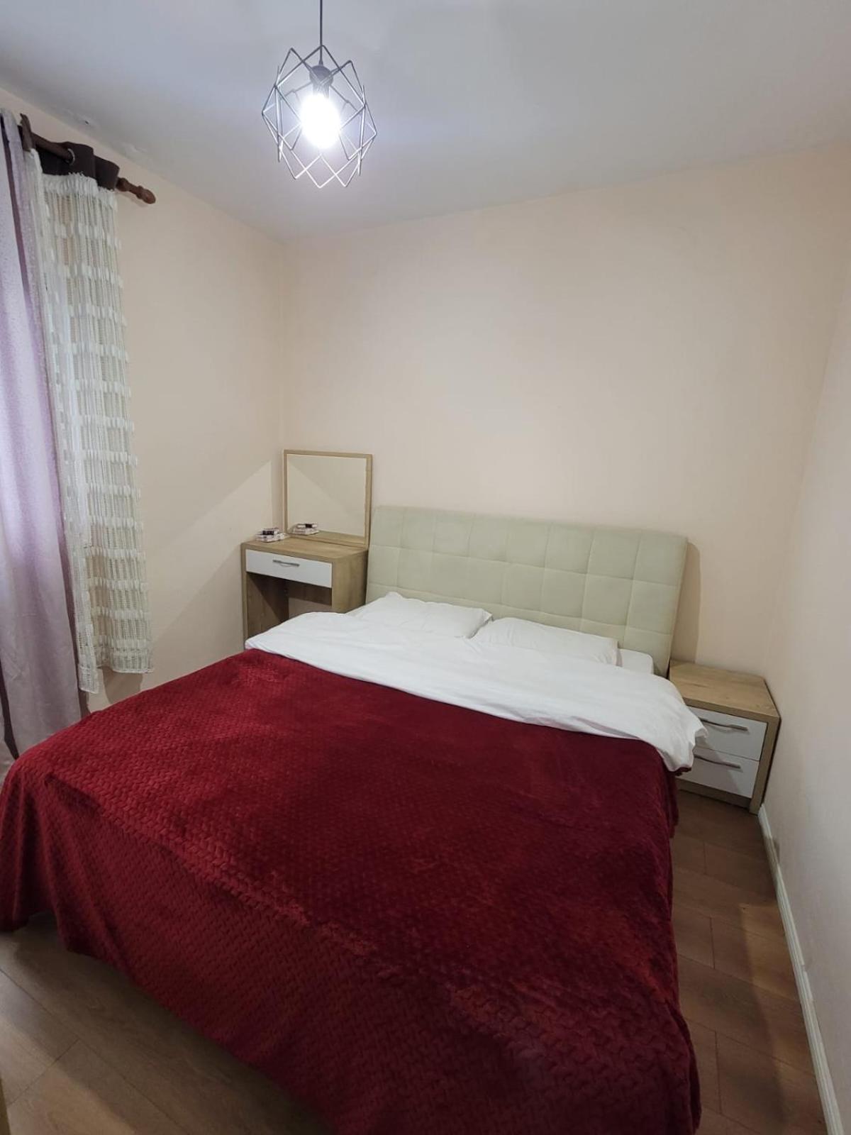 Apartament Ajla Komuna Apartament Tirana Zewnętrze zdjęcie